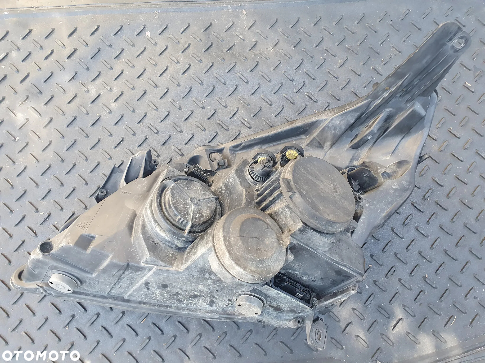 LAMPA PRAWY PRZÓD 93179923 OPEL VECTRA C LIFT SIGNUM XENON - 3