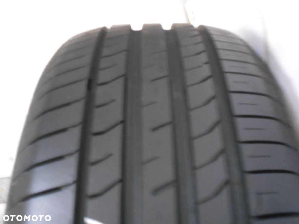 OPONA POJEDYNKA 215/55R17 NEXEN NFERA PRIMUS  SU1 PLUS DOT 0425 8MM - 2