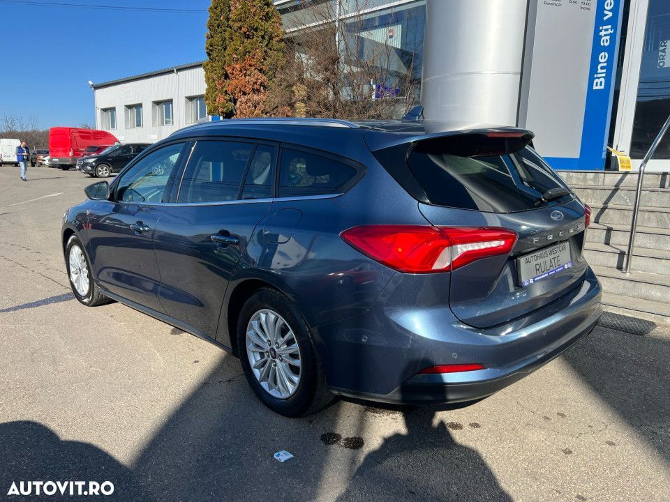 Ford Focus - 4
