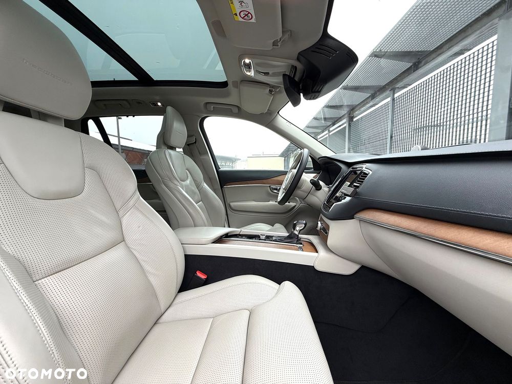 Volvo XC 90 D5 SCR AWD Inscription - 33