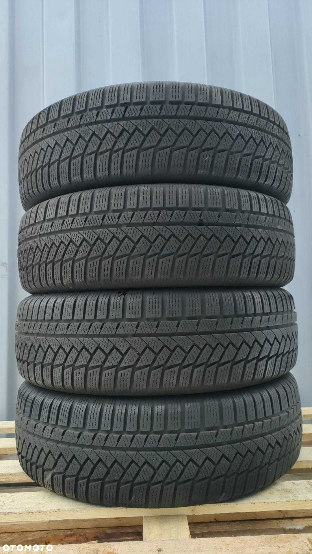 4 sztuki opony zima 215/65/17 Continental TS850 P Suv 99H (GD939) - 4