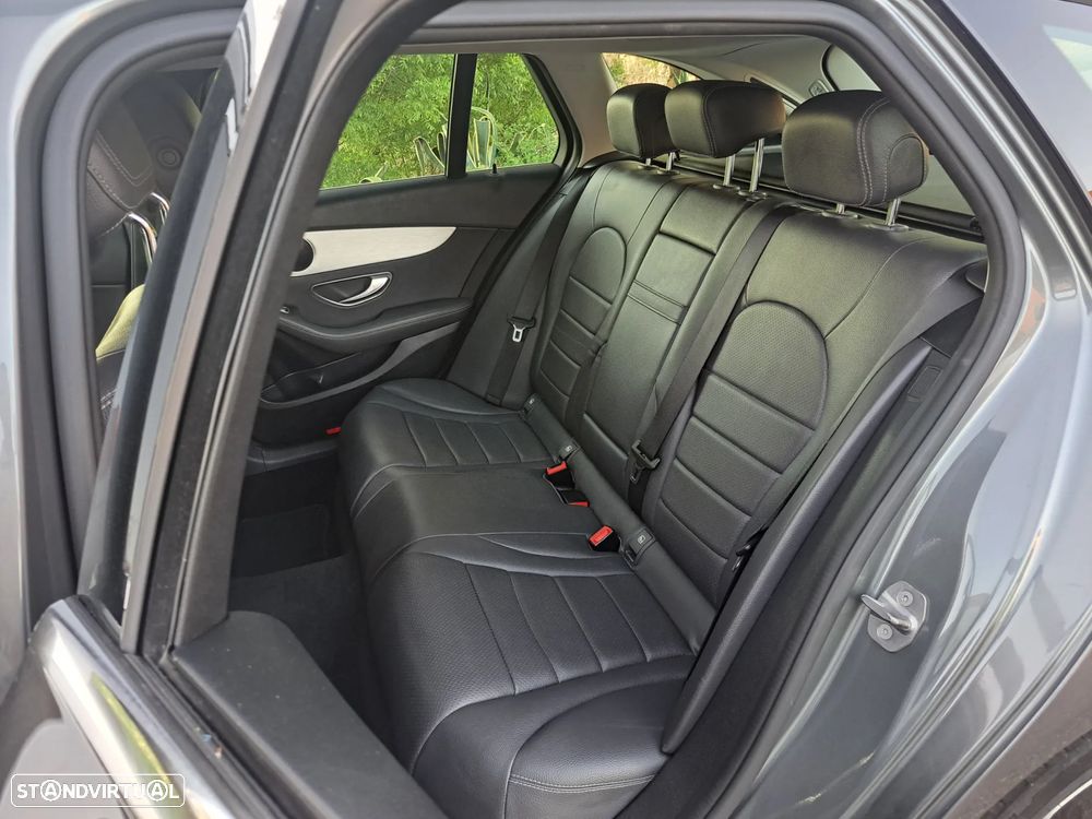 Mercedes-Benz C 220 d Avantgarde - 32