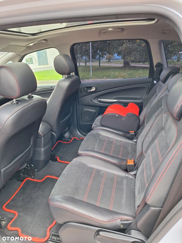 Ford S-Max 2.0 EcoBoost Titanium - 7