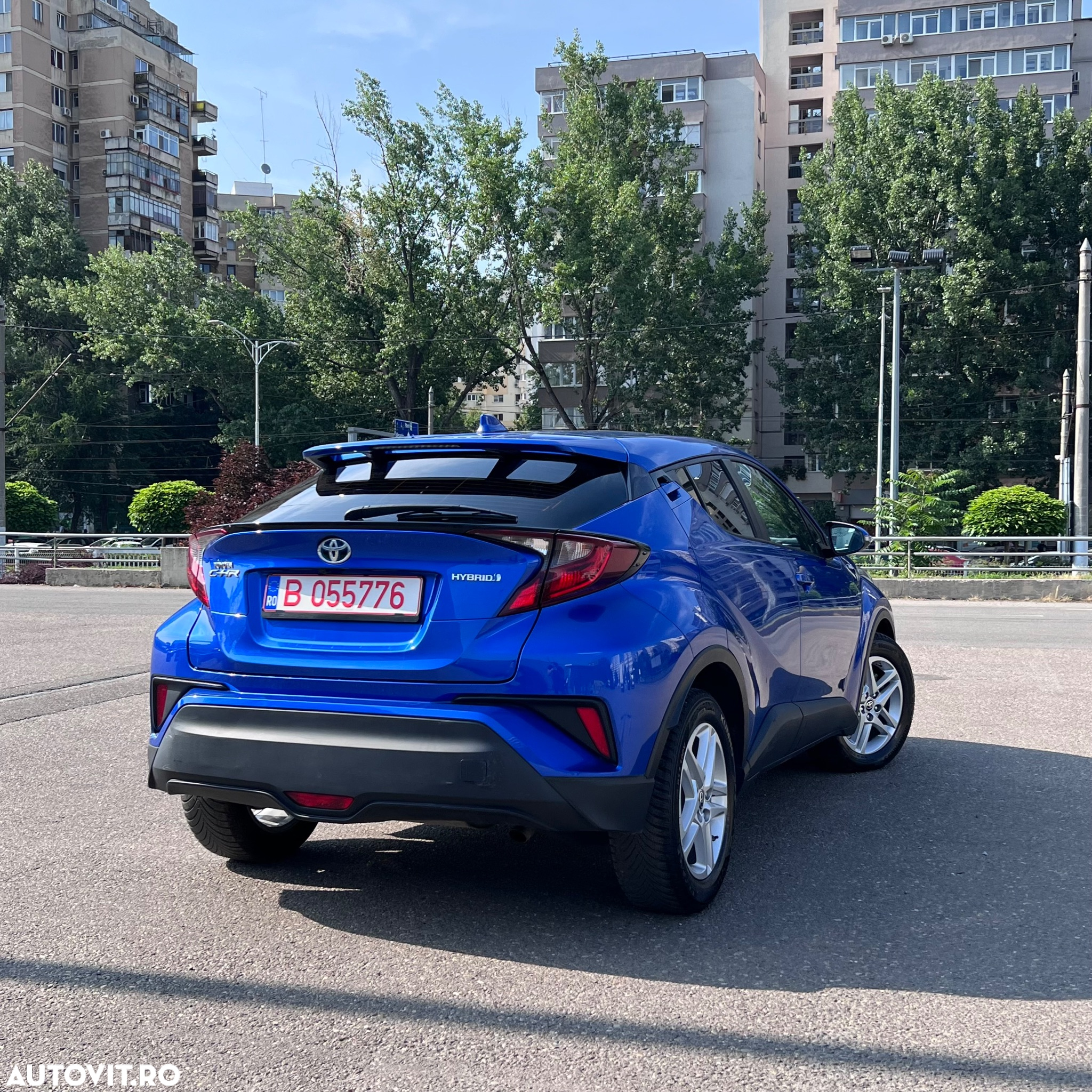 Toyota C-HR Hybrid Business-Edition - 13