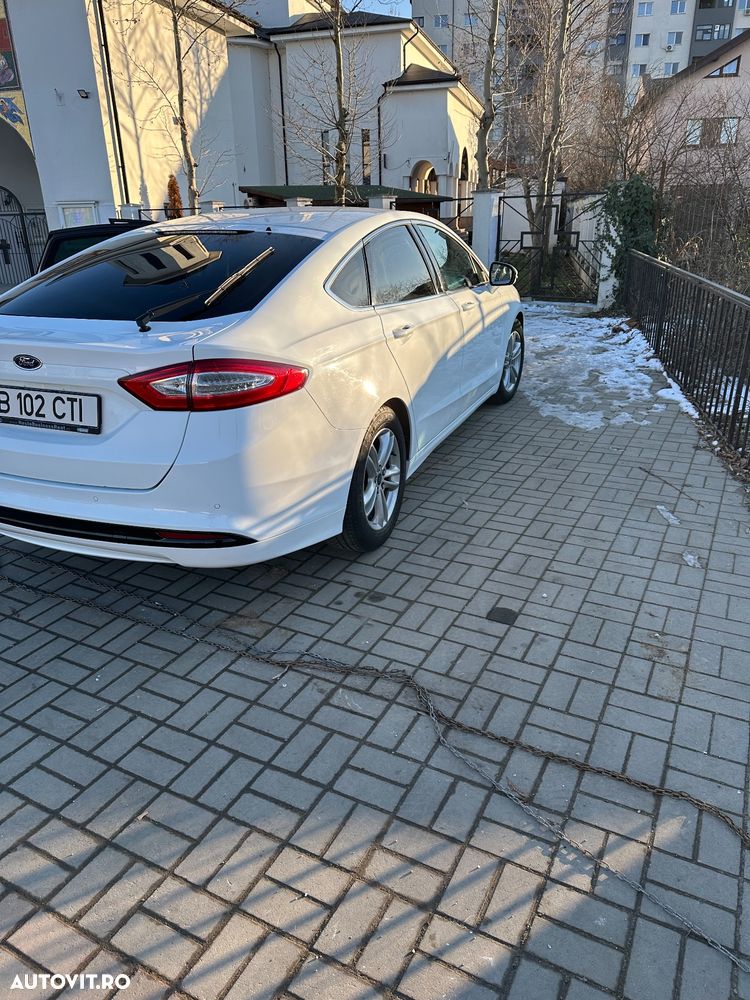 Ford Mondeo 2.0 TDCi Start-Stopp PowerShift-Aut Titanium - 4