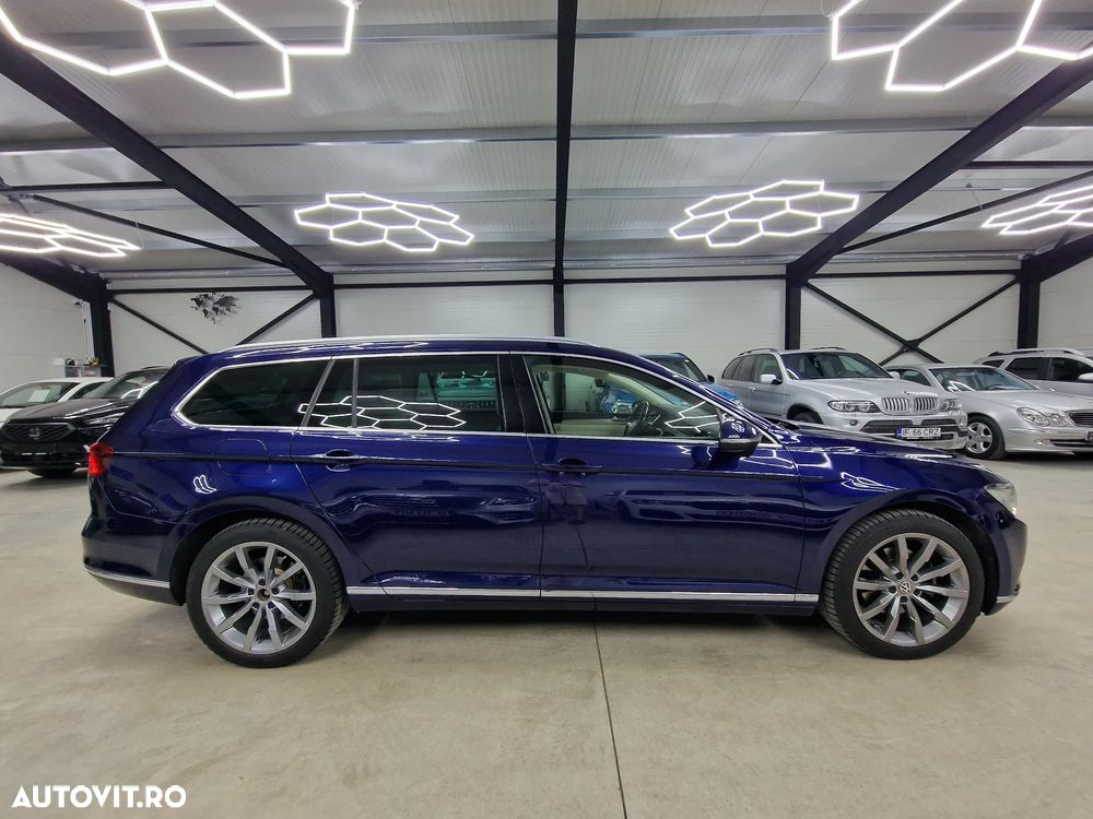 Volkswagen Passat 2.0 TDI SCR 4Motion DSG Highline - 26