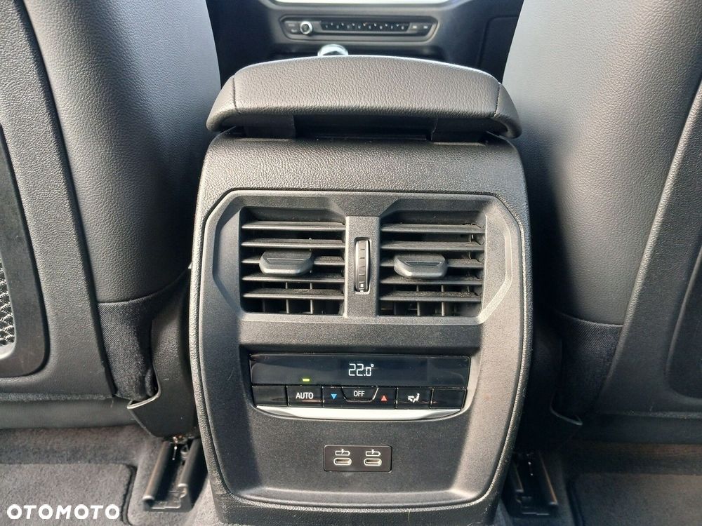 BMW Seria 3 - 27