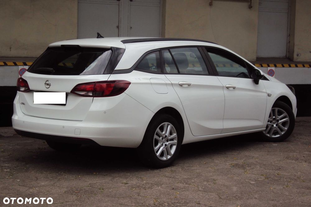 Opel Astra - 3