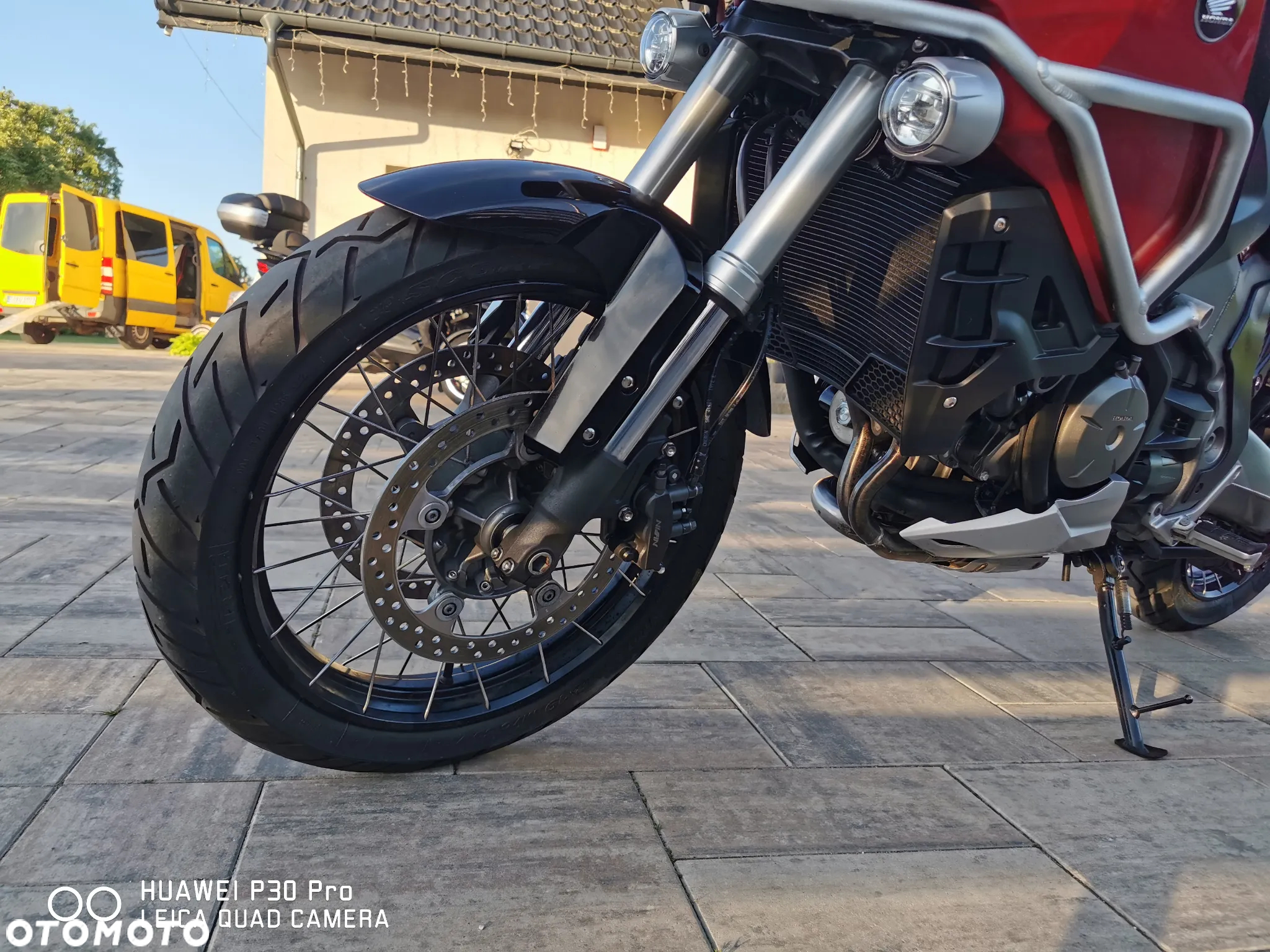 Honda VFR - 23