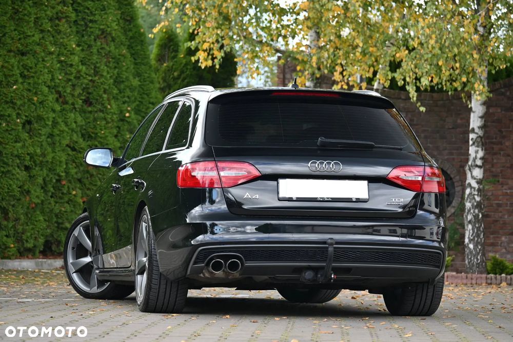 Audi A4 Avant 2.0 TDI DPF quattro S tronic S line Sportpaket - 12