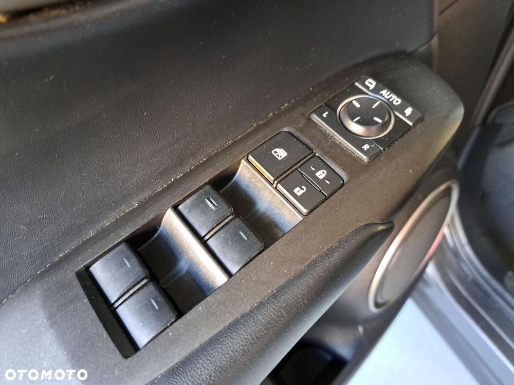 Lexus NX 200t Comfort AWD - 28