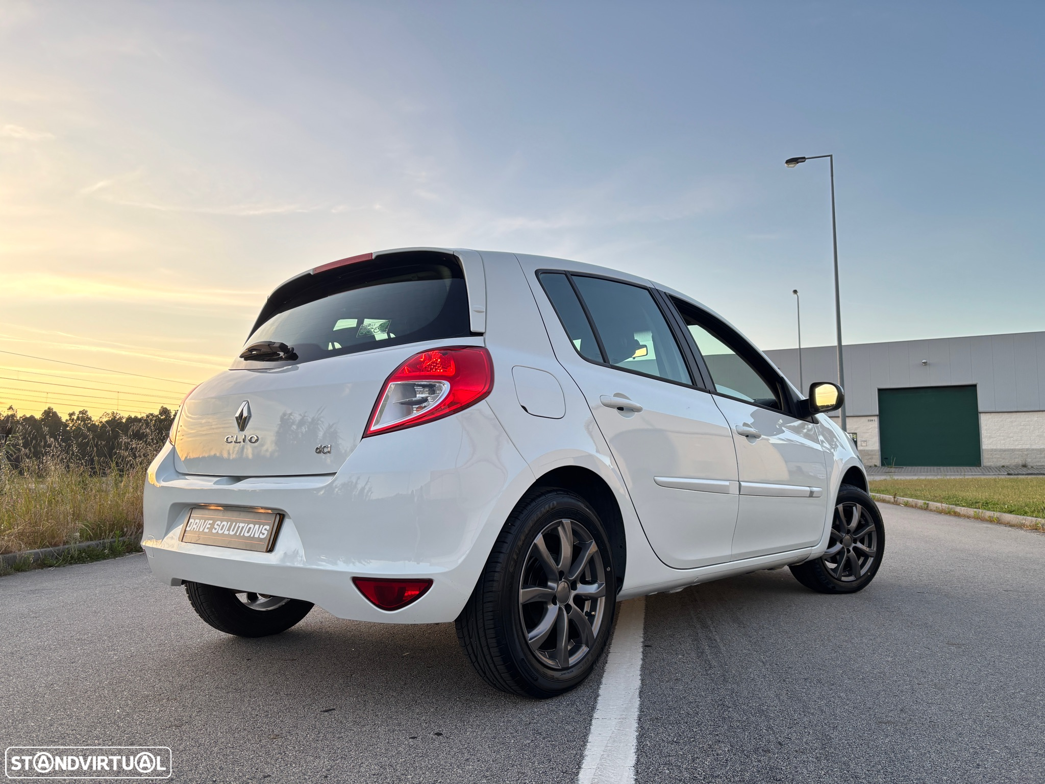 Renault Clio 1.5 dCi Dynamique S - 7