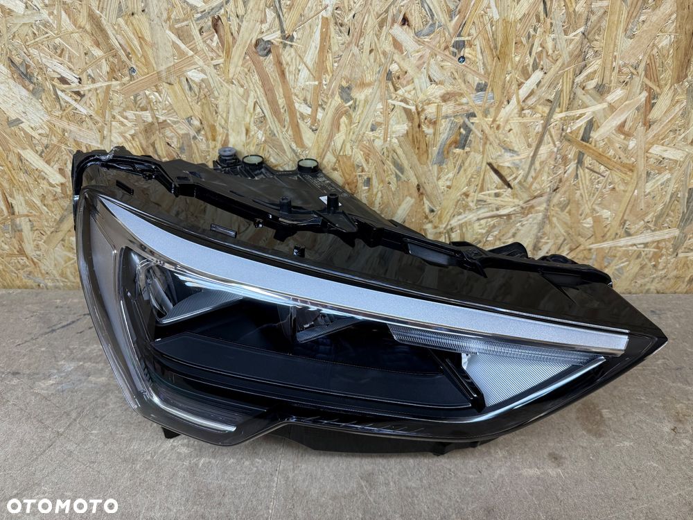 LAMPA PRZÓD PRAWA PRZEDNIA PRAWA AUDI Q3 II 83A LED 83A941012 - 16