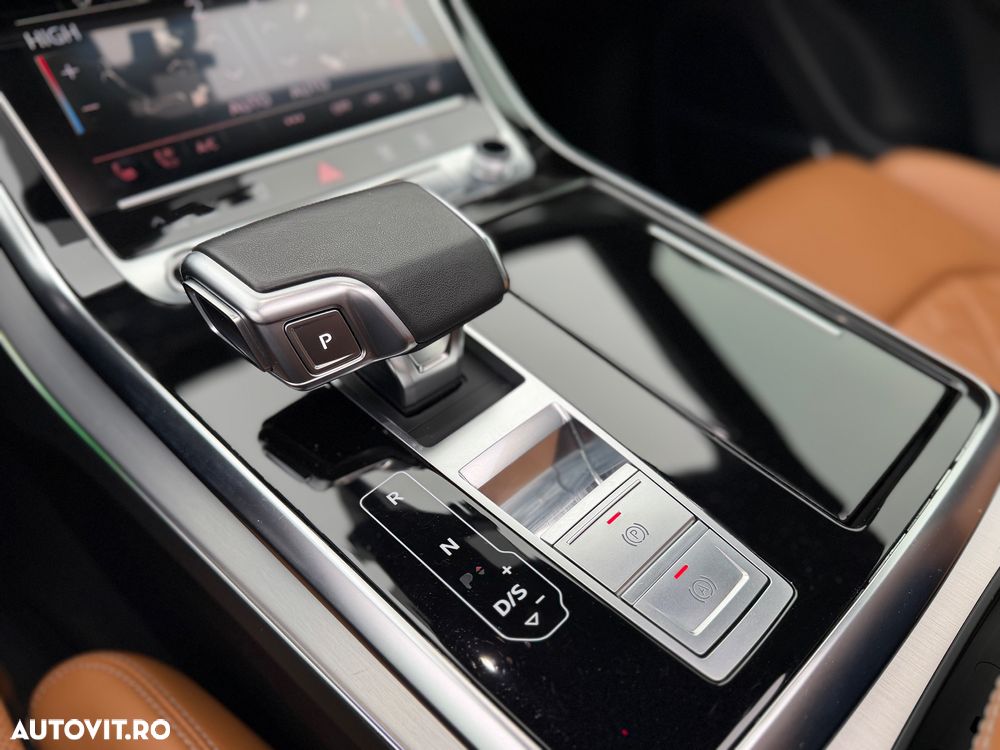 Audi Q8 50 TDI quattro Tiptronic MHEV - 15