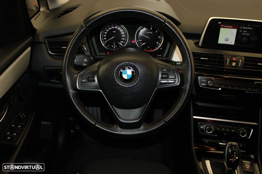 BMW 216 Gran Tourer d Auto - 10