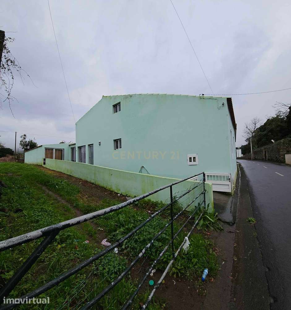 Excelente moradia T4 em S. Mateus Sta Cruz Graciosa - Grande imagem: 2/10