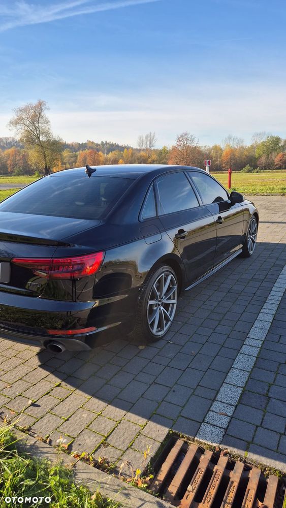 Audi A4 Avant 2.0 TFSI Quattro Sport S tronic - 4