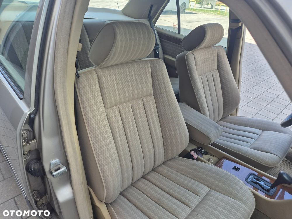 Mercedes-Benz W124 (1984-1993) - 5
