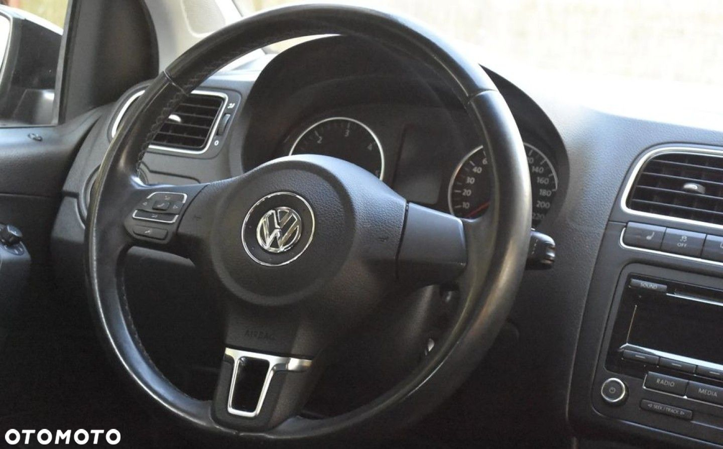Volkswagen Polo - 11
