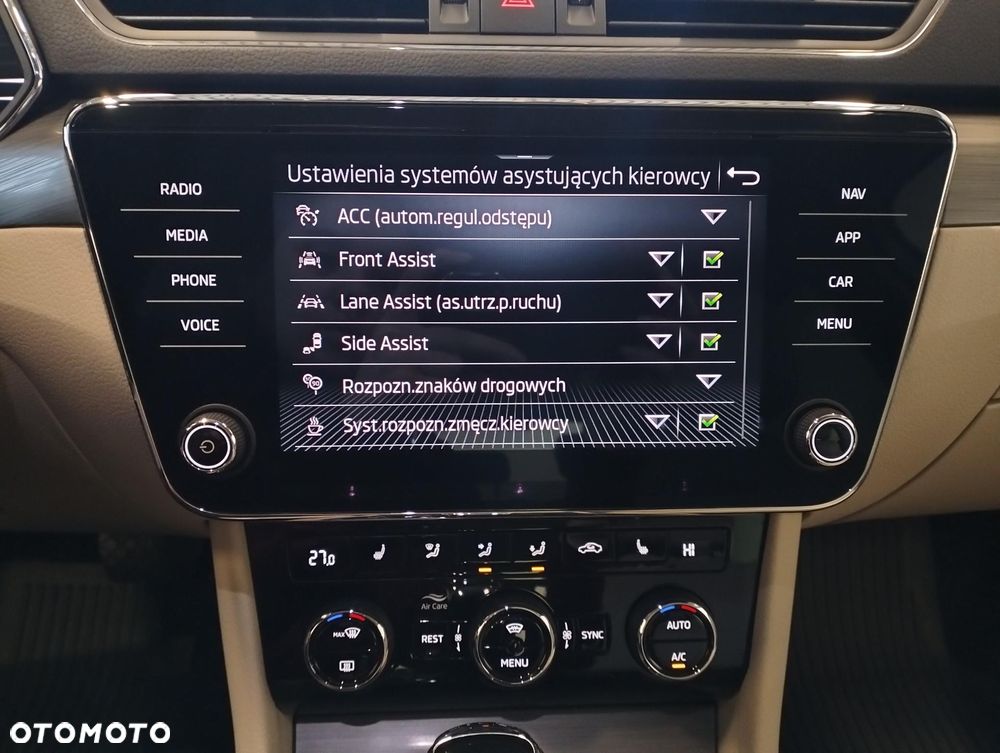 Skoda Superb 2.0 TSI Style DSG - 26