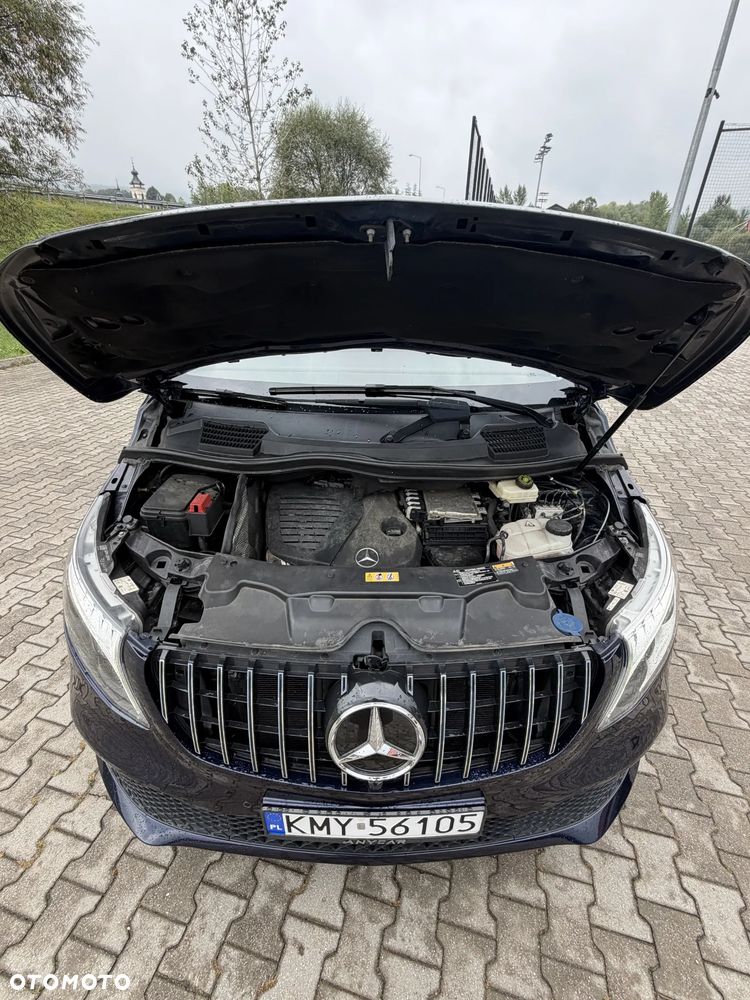 Mercedes-Benz Klasa V 220 d 4-Matic 9G-Tronic - 16