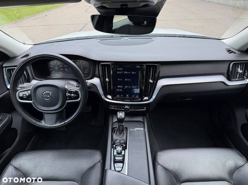 Volvo S60 T6 AWD Momentum Pro - 13