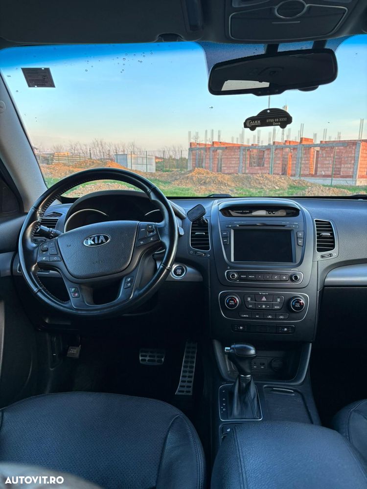Kia Sorento 2.2 DSL BASE AT 4x2 - 7