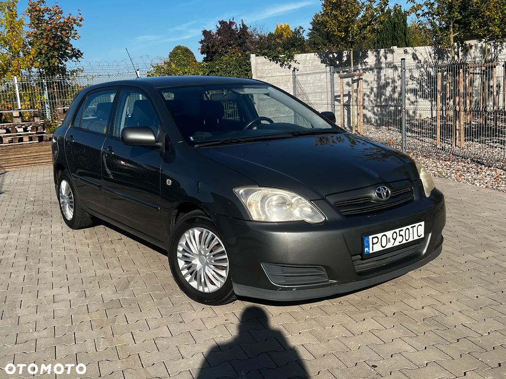 Toyota Corolla - 22