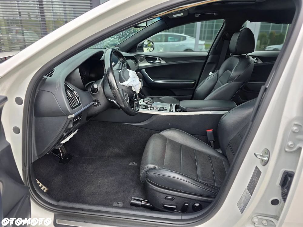 Kia Stinger 2.0 T-GDI XL - 17