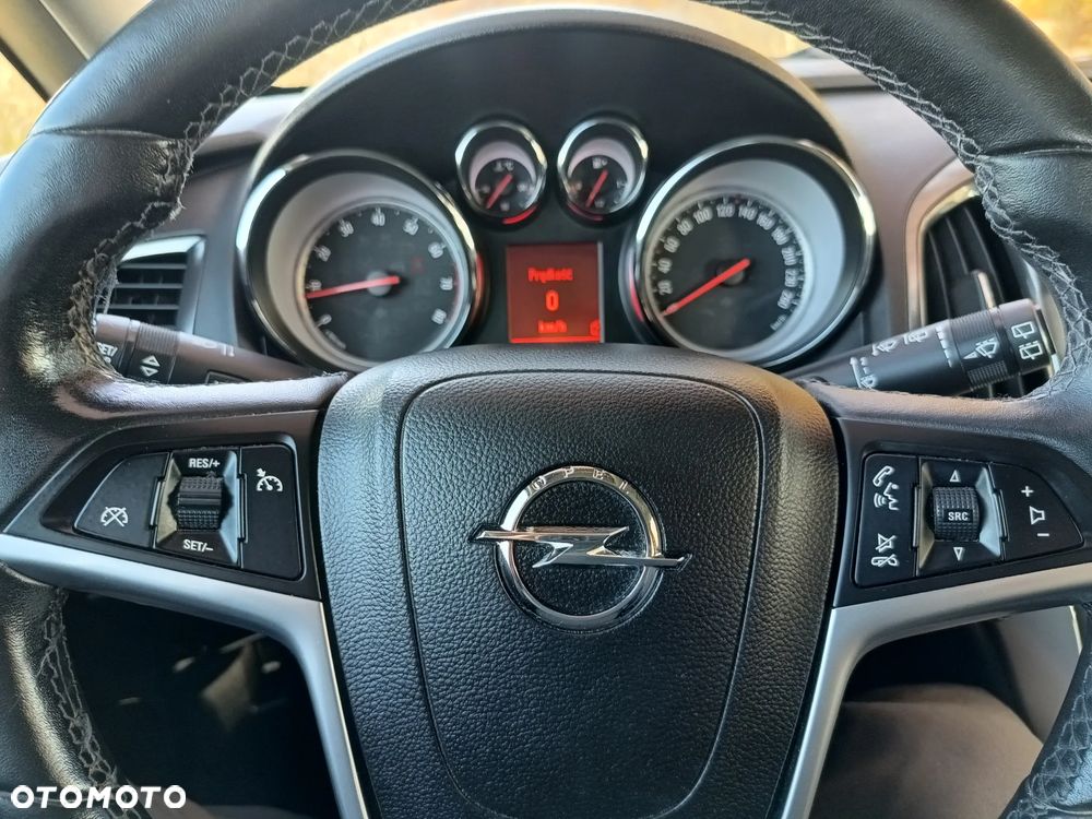 Opel Astra IV 1.4 T Cosmo S&S - 34