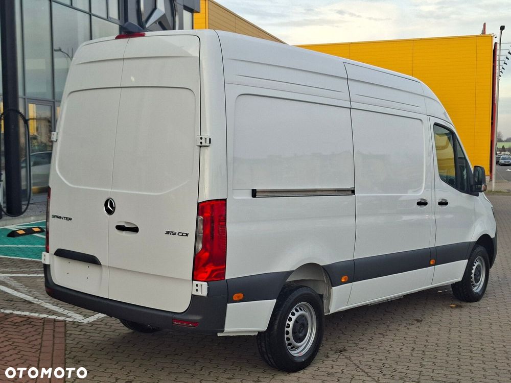 Mercedes-Benz Sprinter Sprinter - 4