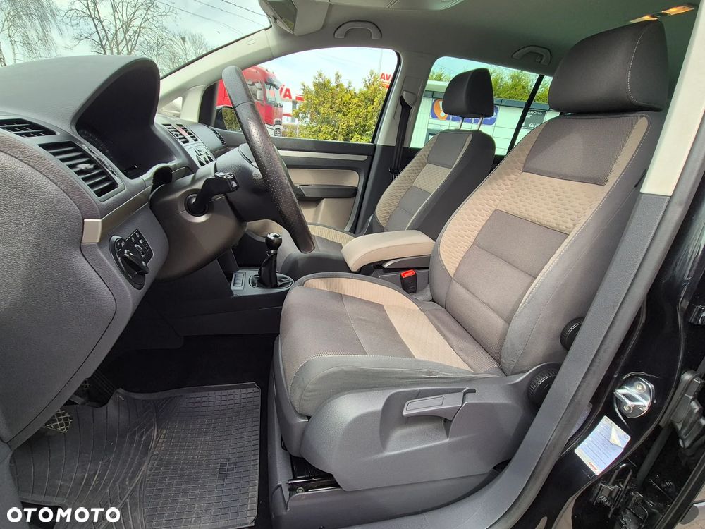 Volkswagen Touran 1.4 TSI Cross - 25