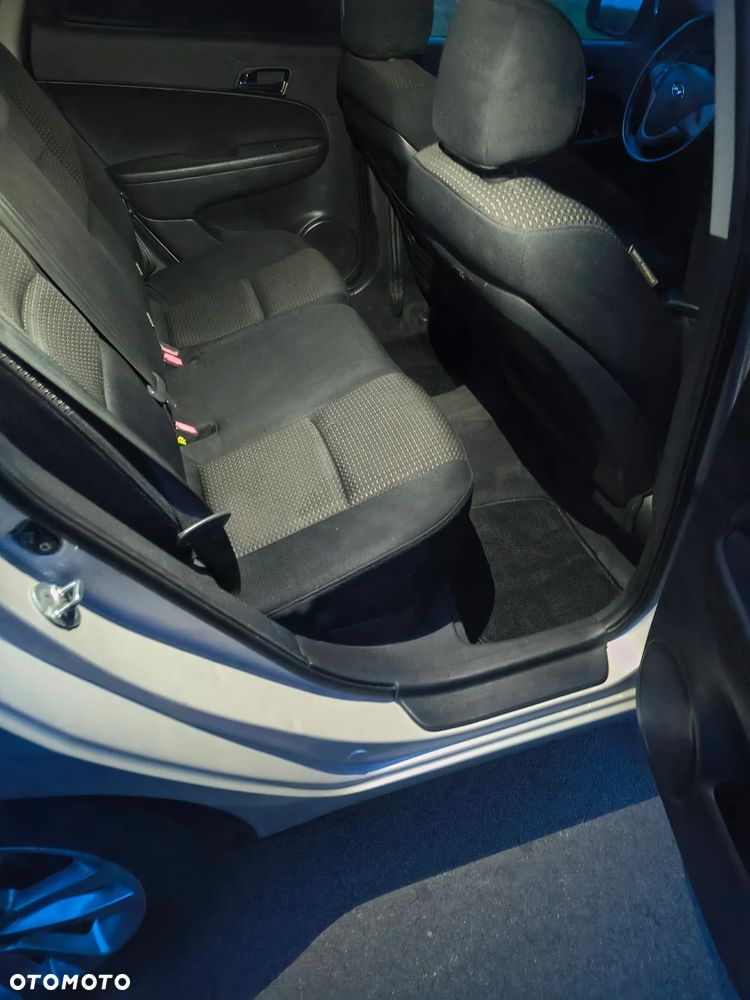 Hyundai i30 1.4 Comfort - 19
