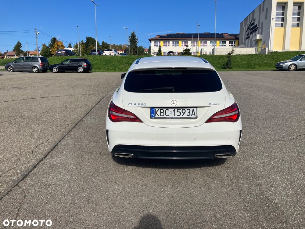 Mercedes-Benz CLA 220 4-Matic - 7