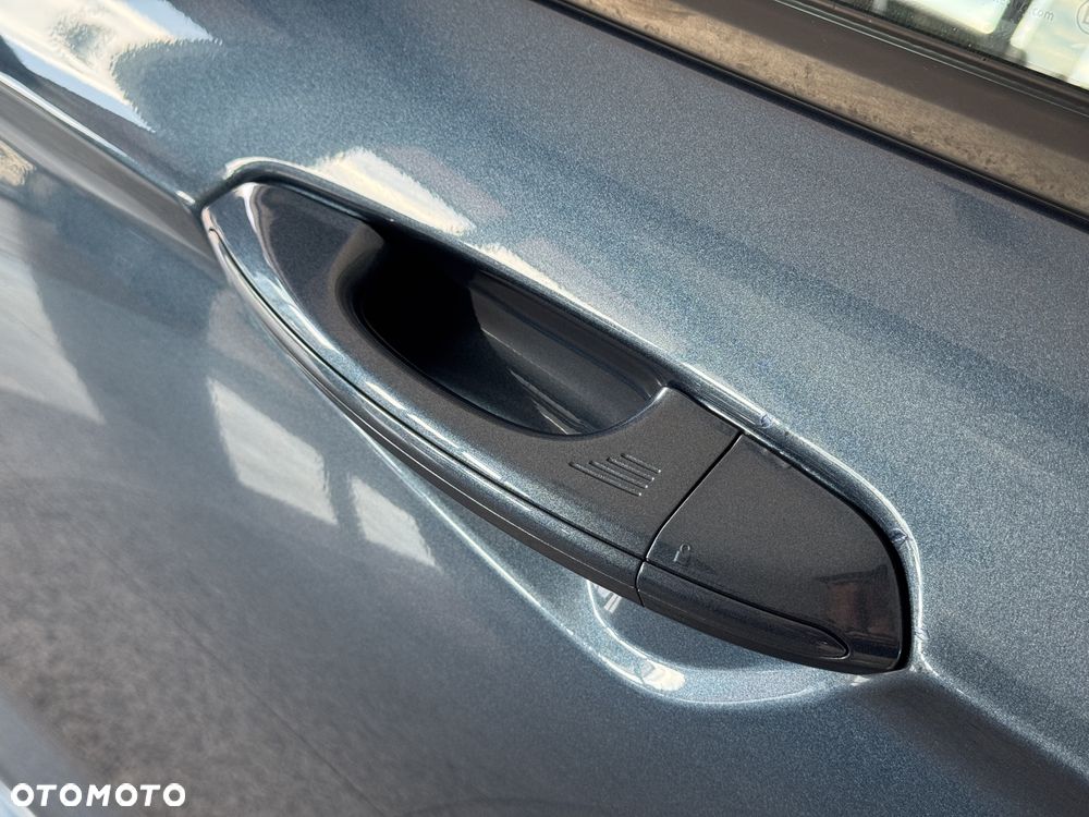 Ford Mondeo - 18
