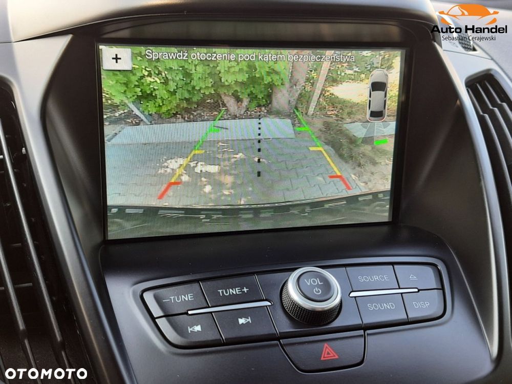 Ford Kuga 1.5 EcoBoost 2x4 Titanium - 37