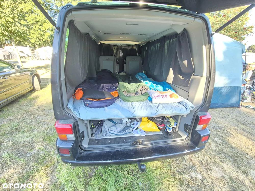 Volkswagen Multivan TDI - 24