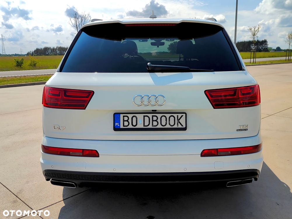 Audi Q7 - 8