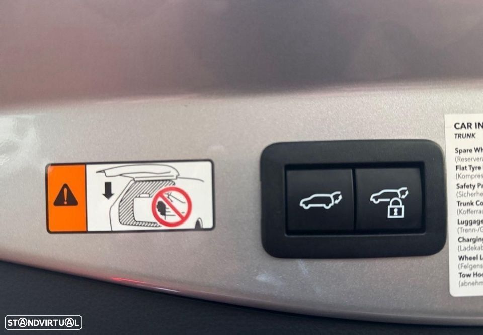 Toyota C-HR 1.8 Hybrid Square Collection - 8