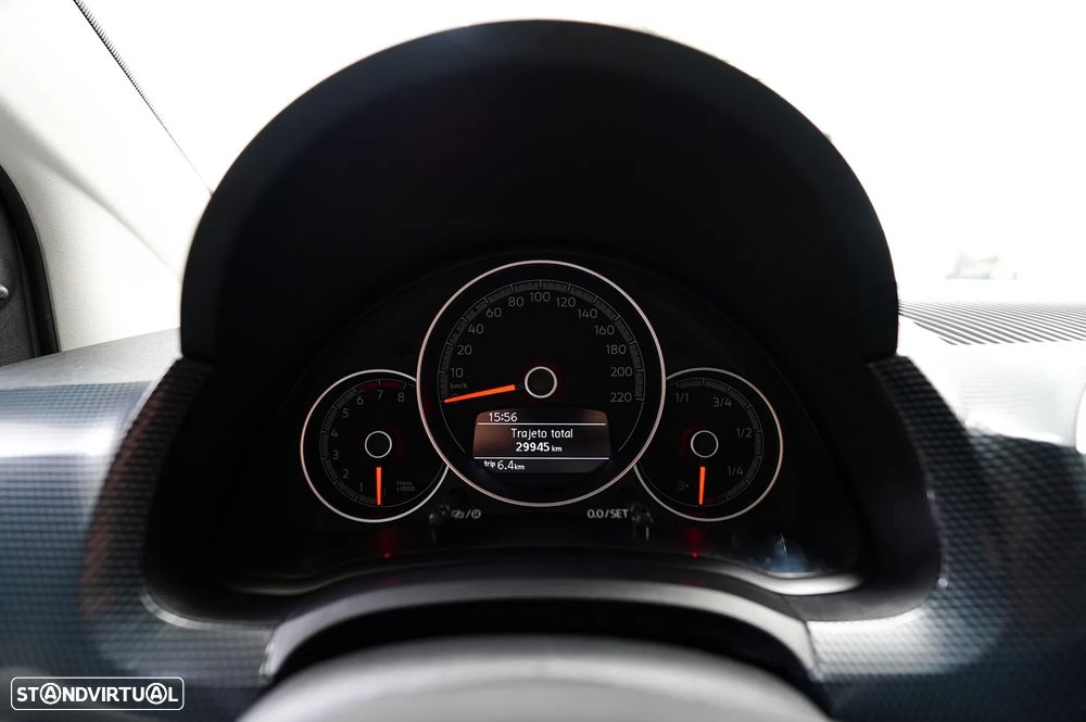 VW Up! 1.0 BMT Move - 15