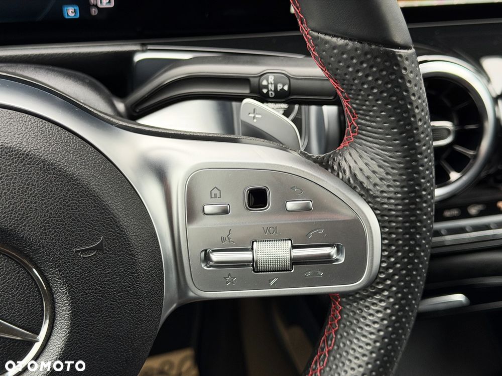 Mercedes-Benz GLB 220 d 8G-DCT AMG Line - 14