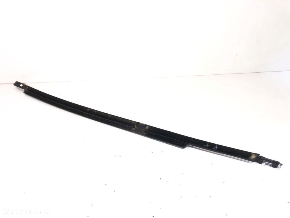 LISTWA ZGARNIAJĄCA TYŁ PRAWY  BMW 5 (G30, F90) 2016 - 2022 530 e Plug-in-Hybrid 135 kW [184 KM] - 3