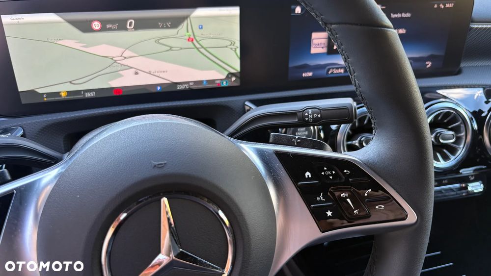 Mercedes-Benz CLA 200 d Progressive 8G-DCT - 23