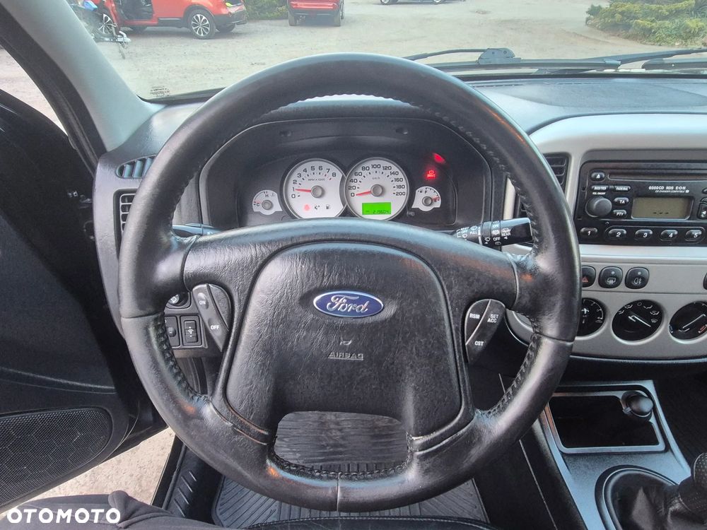 Ford Maverick 2.3 - 11