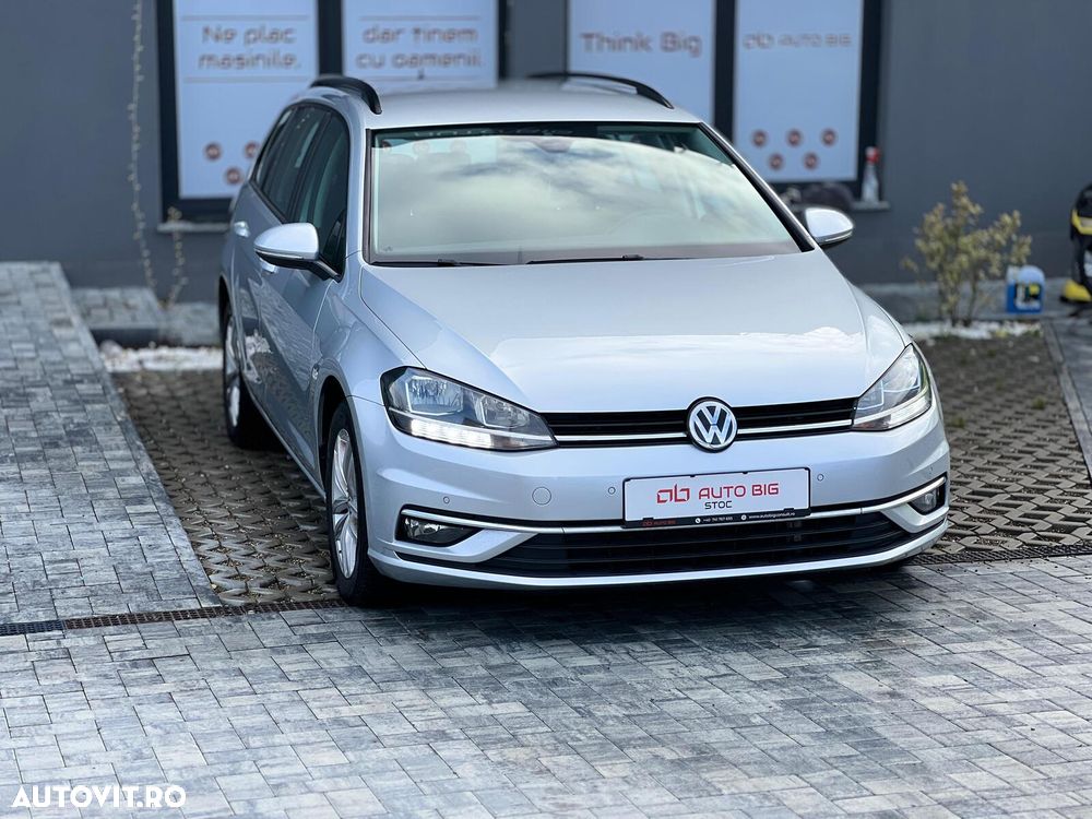 Volkswagen Golf - 4