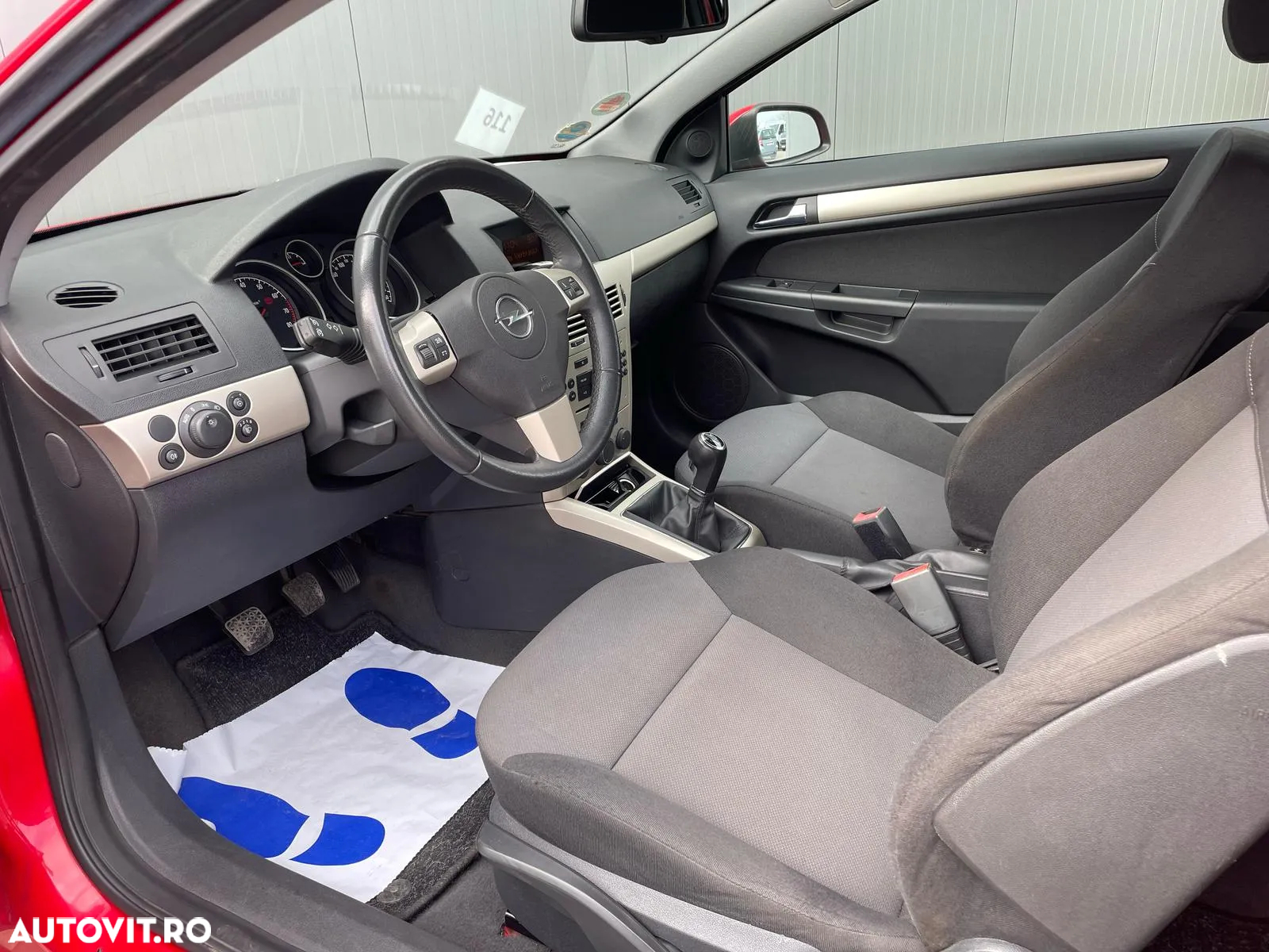 Opel Astra GTC 1.4 Catch me now - 4