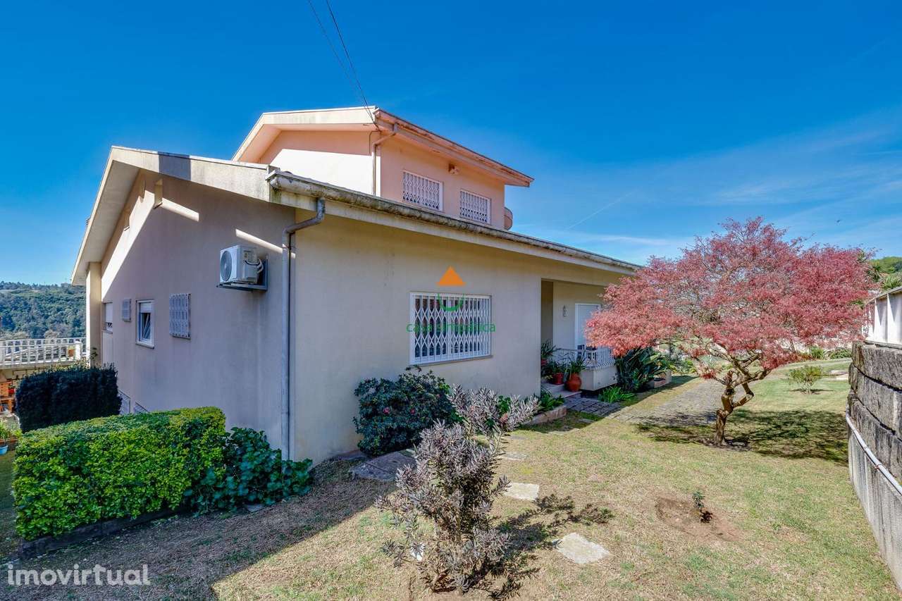 Moradia T3 | Jovim | Vistas de Rio - Grande imagem: 2/40