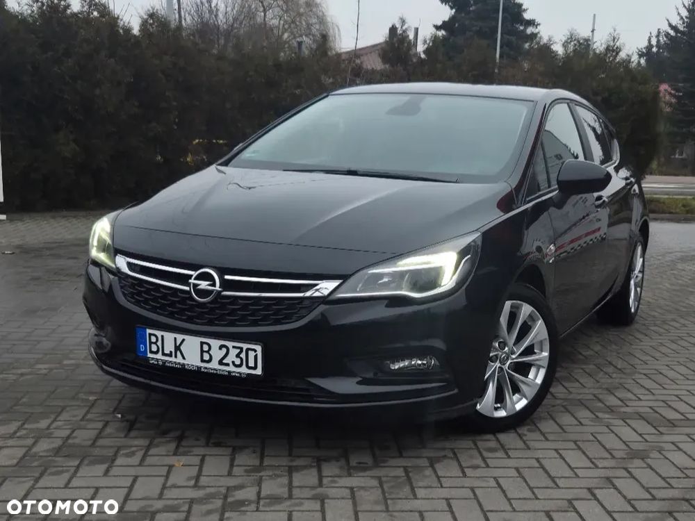 Opel Astra 1.6 CDTI Cosmo - 1