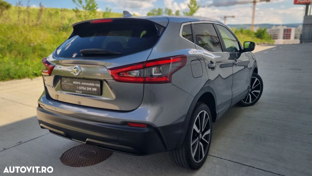 Nissan Qashqai 1.2 DIG-T Xtronic TEKNA+ - 3