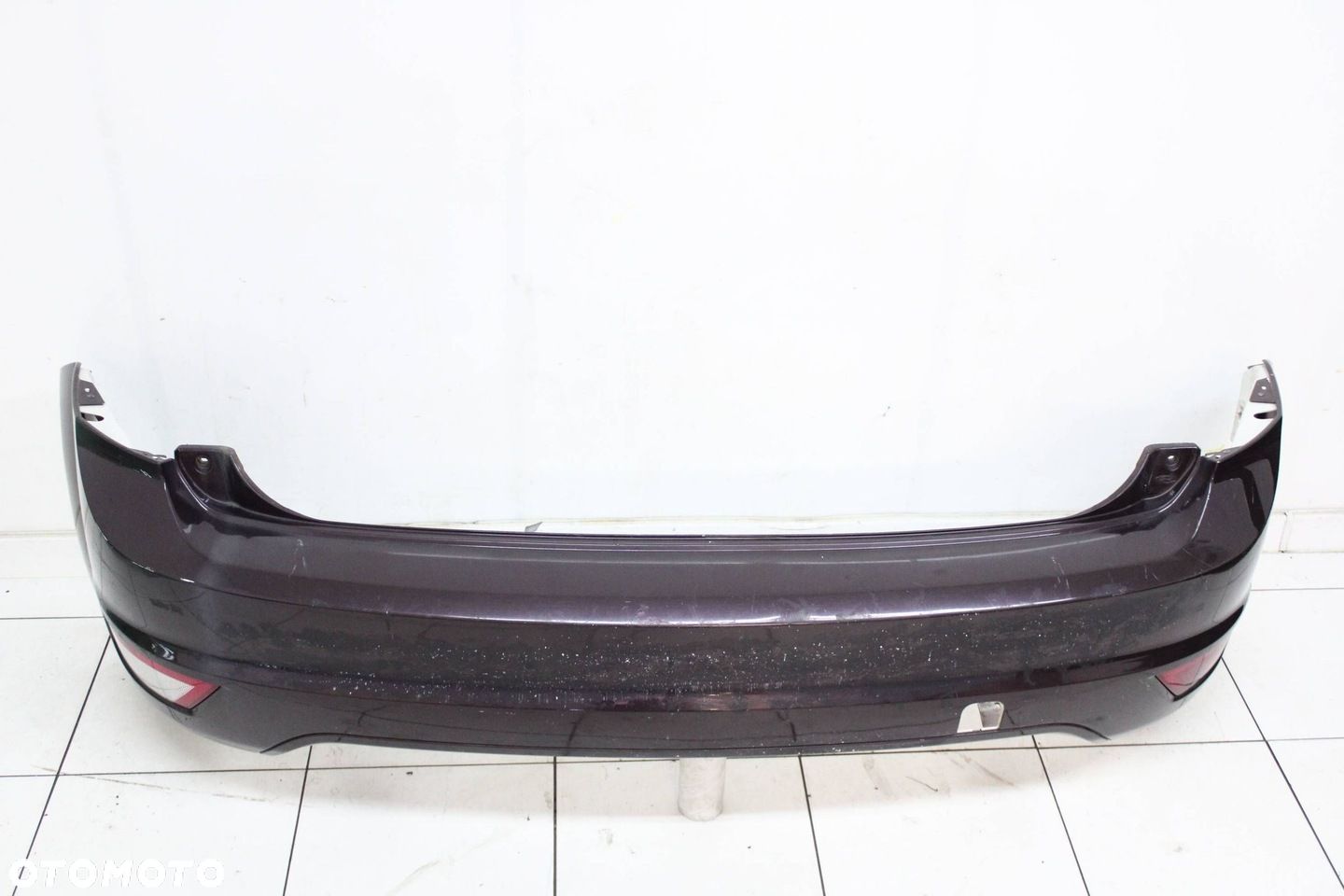 FORD FOCUS MK2 LIFT HB 2007R- ZDERZAK TYŁ TYLNY 39 - KOD LAKIERU - 1